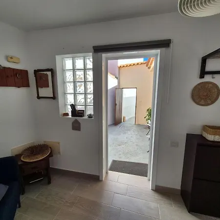 An Oasis In The Middle Of Spanish Style Apartman La Sabinita
